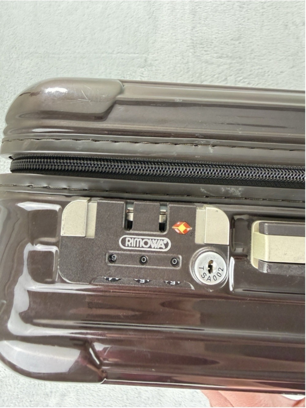 Rimowa Salsa Deluxe Brown Two Wheel Carryon Suitcase 32L - Picture 10 of 16